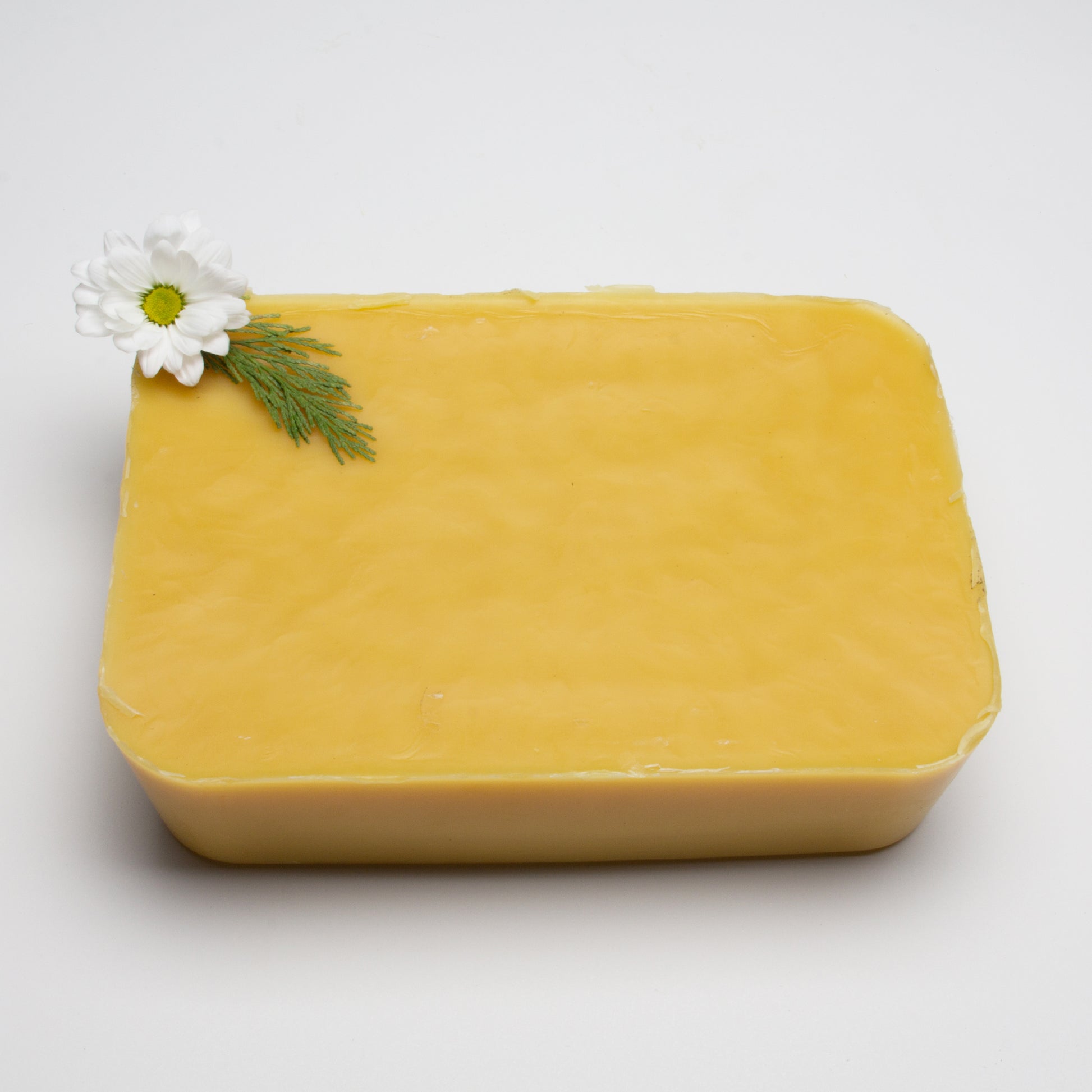 Bulk Cake Beeswax – Busy Bees Candle Company